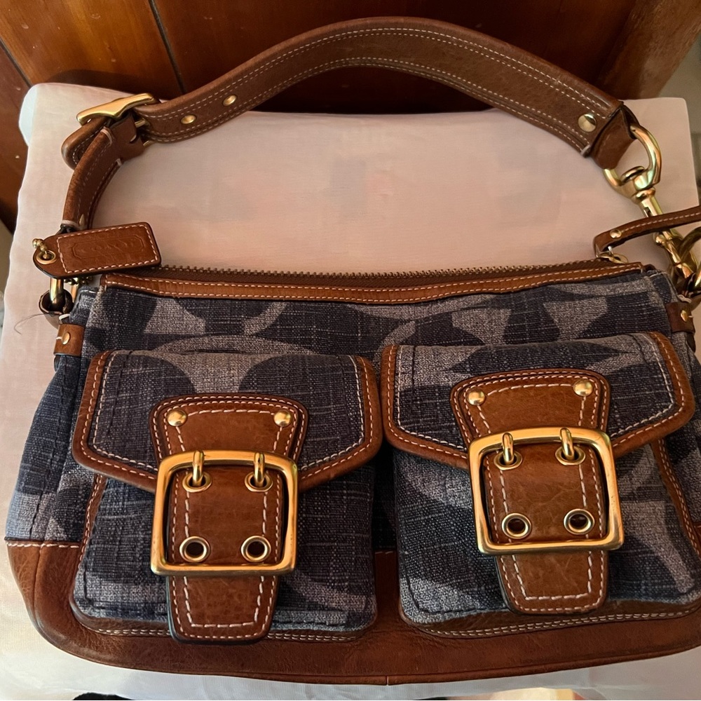 COACH Legacy Signature Denim Blue Canvas Hobo Bag 10823. Excellent Pre Owned Bag